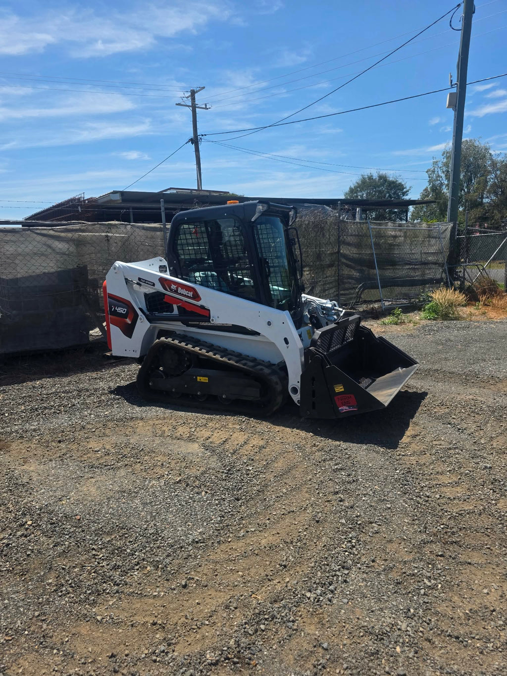 Bobcat T450 4-1 Bucket with Airconditioned Cab